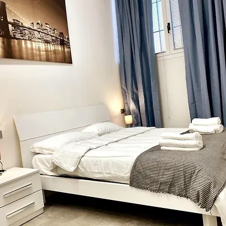 Reno Apartament